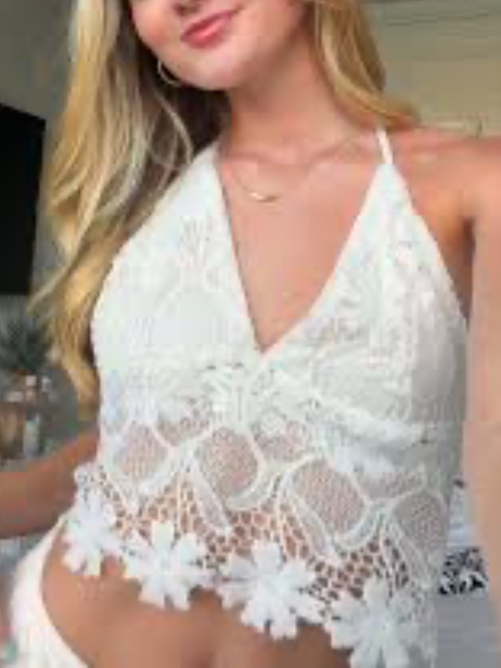 White Lace Halter Tank Top - Women's Crochet Floral Shirt Medium - Picture 3 of 3